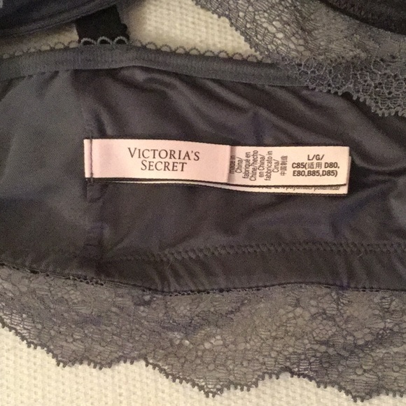 Gorgeous grey VS bralette - Picture 3 of 3